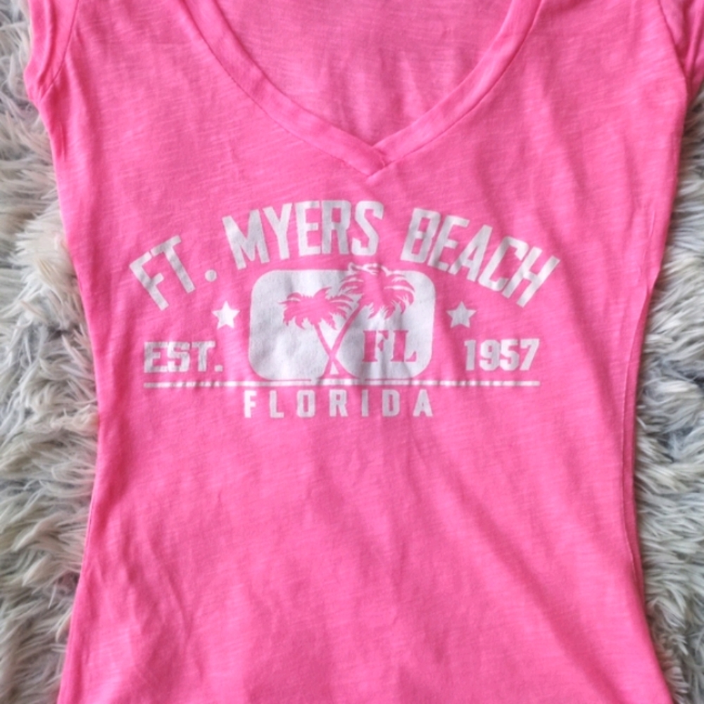 Pink V neck top - Picture 4 of 4